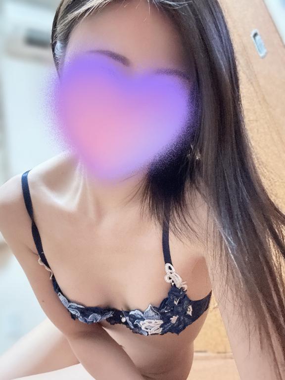 仕事納めの後は✨(2024年12月27日 16:25)|夏凪(なつな) さんの写メ日記