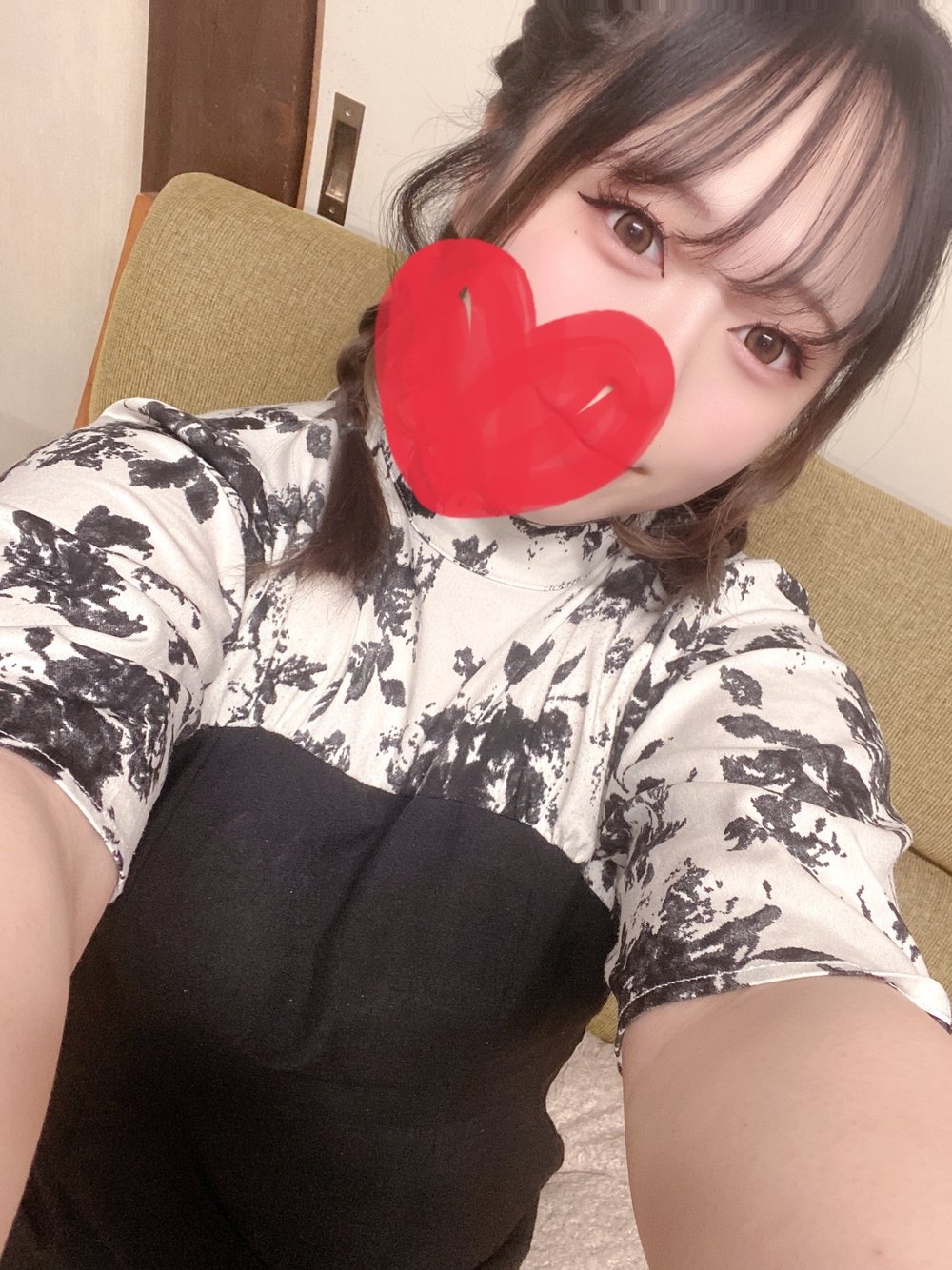 「中に出てる…////」